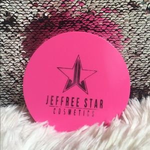 Jeffree Star Skin Frost Highlighter in “Ice Cold”